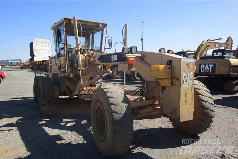 CAT 160H Równiarki