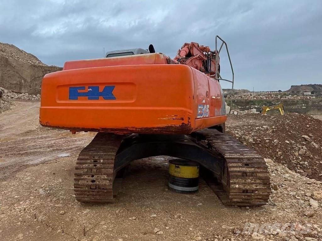 Fiat KOBELCO E305 Koparki specjalne