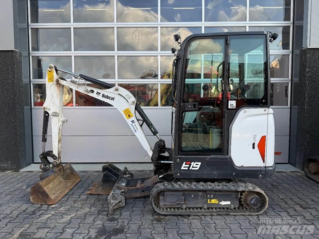 Bobcat E19 Minikoparki
