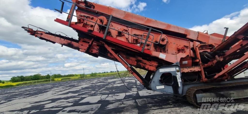 Sandvik QA 450 Przesiewacze mobilne