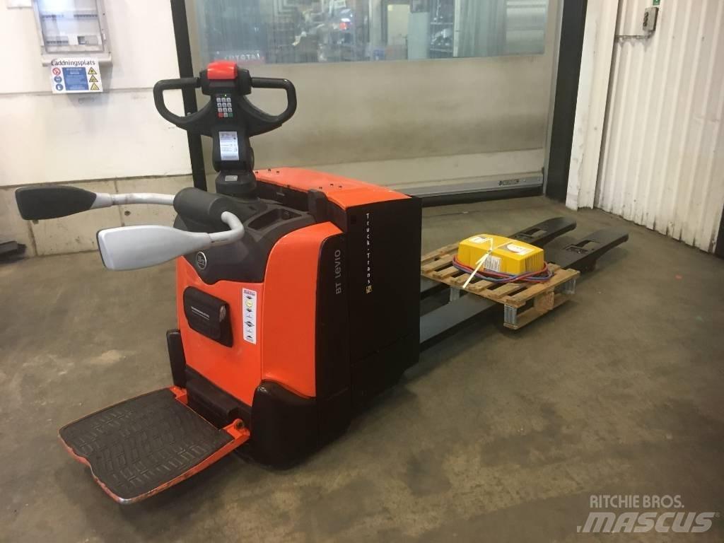 Toyota LPE250 Wózki widłowe unoszące z platformą dla operatora