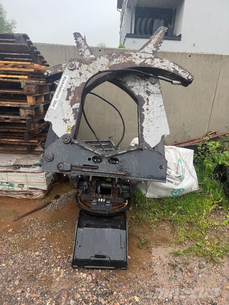 Komatsu 875 Forwardery