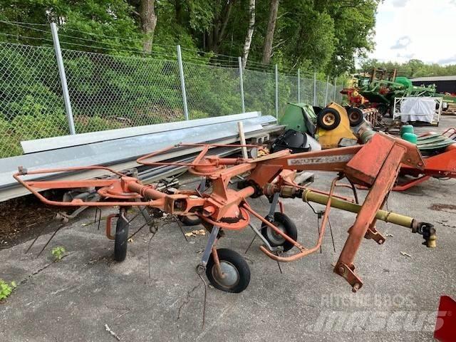 Deutz-Fahr KH400 DN Zgrabiarki i przetrząsacze