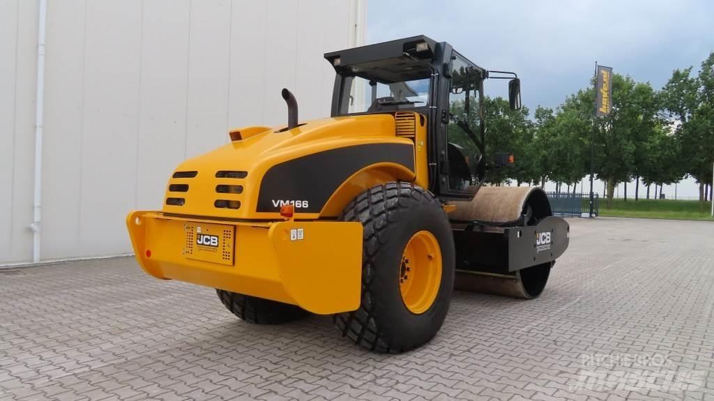 JCB VM166D Walce jednobębnowe