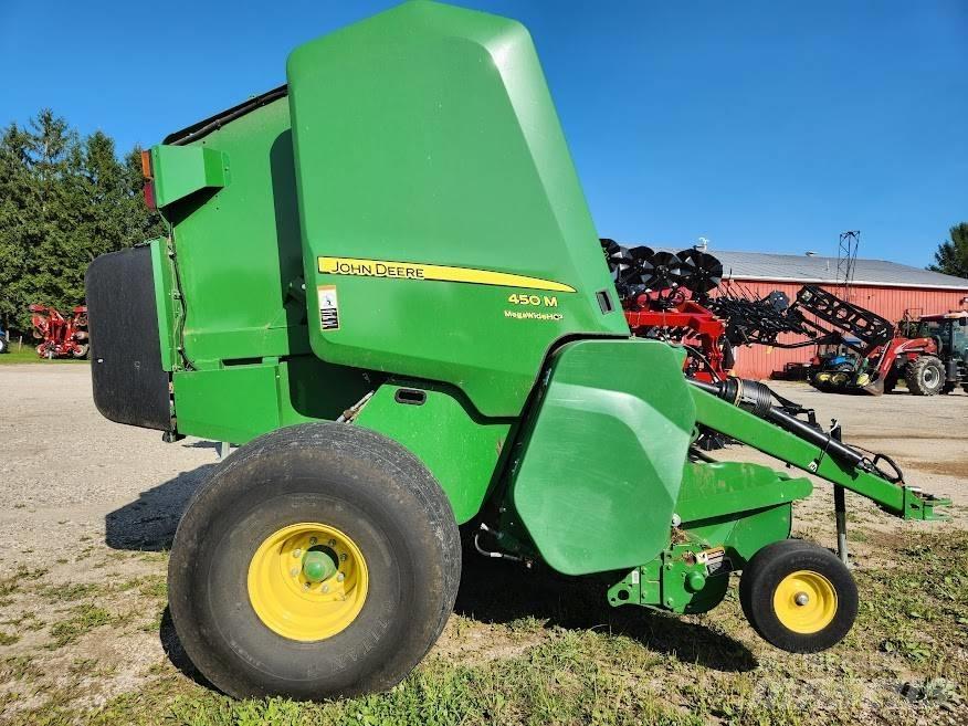 John Deere 450 M Prasy zwijające