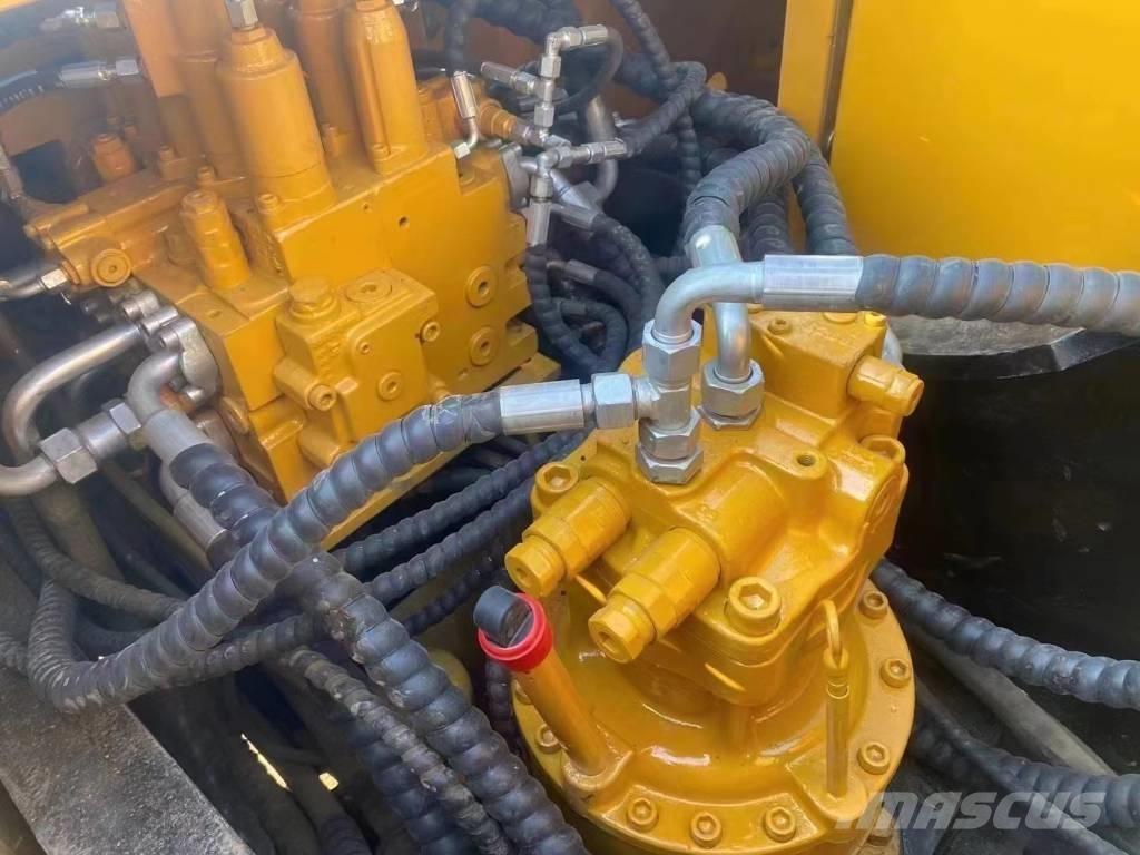 Sany SY215C Koparki gąsienicowe