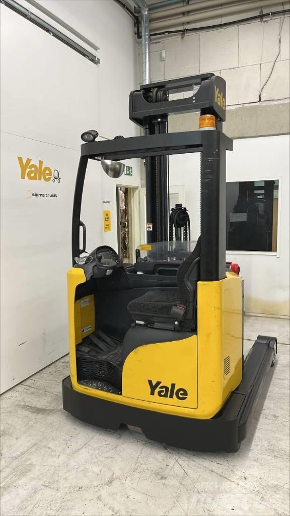 Yale MR25 Wózki widłowe wysokiego składowania