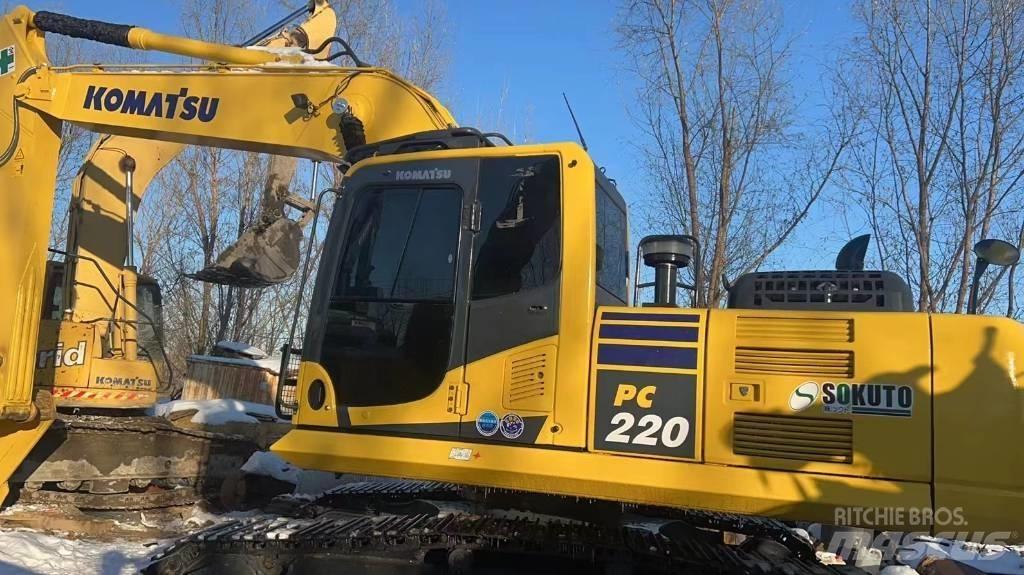 Komatsu PC 220-8 Koparki gąsienicowe