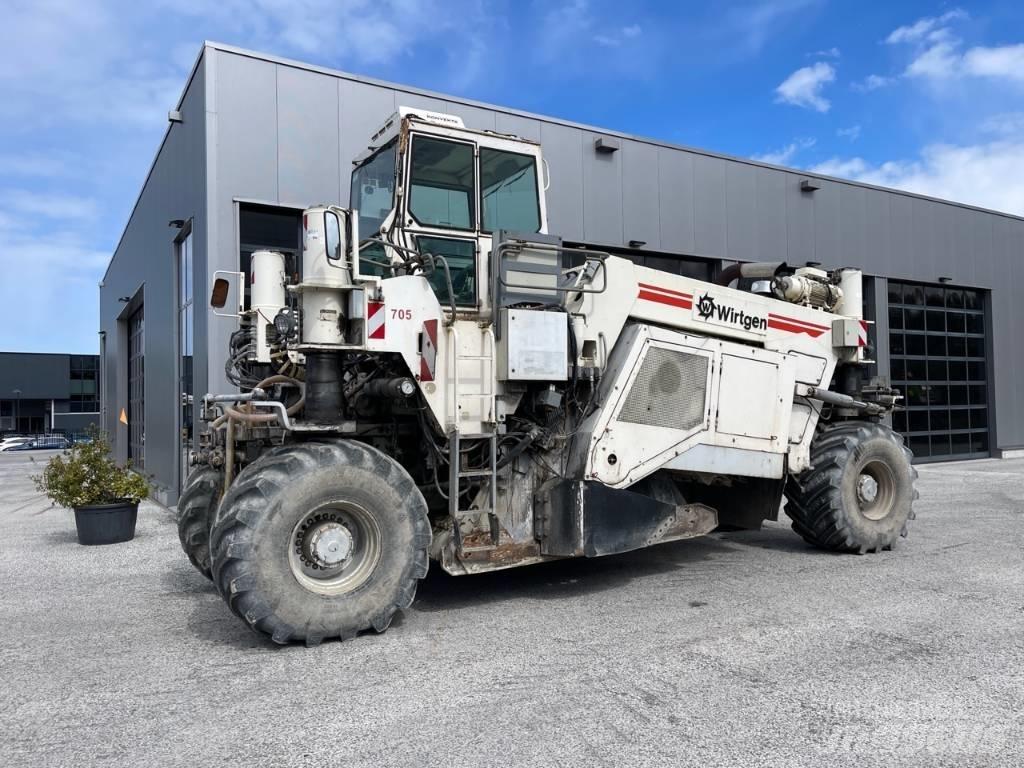 Wirtgen WR2500 Recyklery do asfaltu