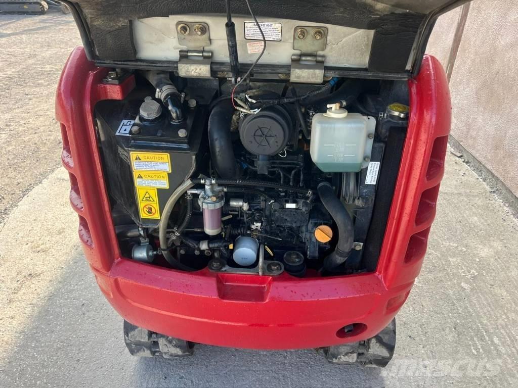 Takeuchi TB 216 Minikoparki