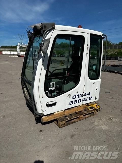 Liebherr R 906 CAB Kabiny i wnętrze