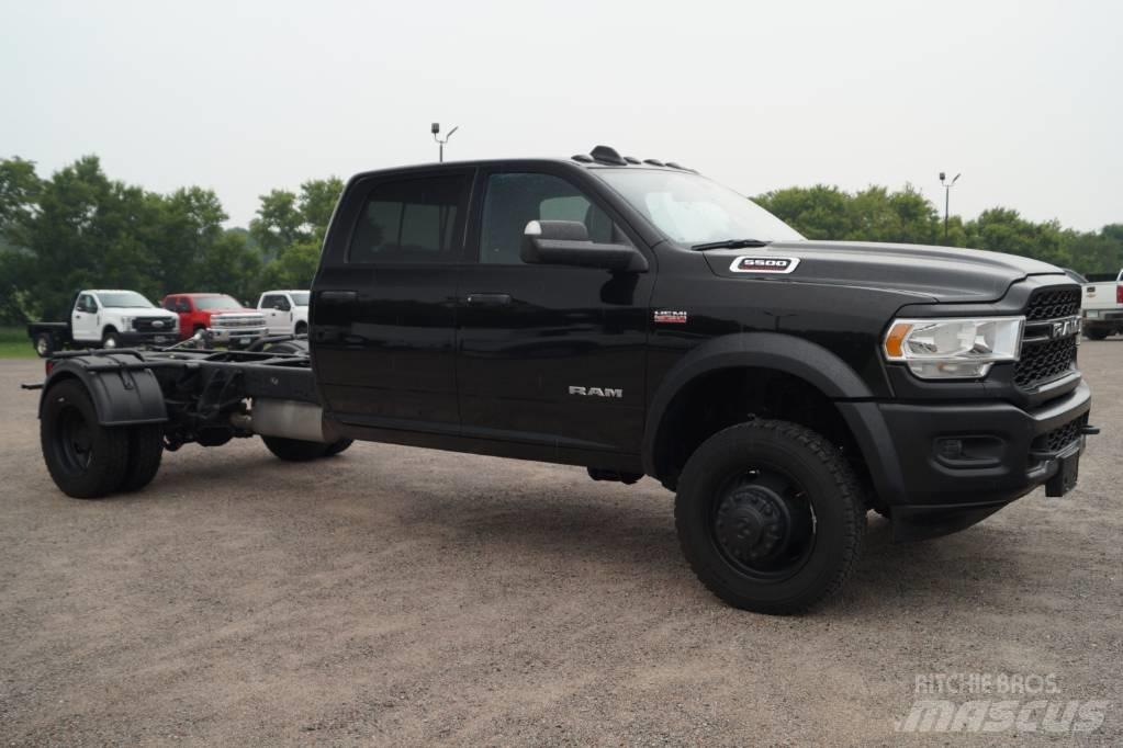 RAM 5500 TRADESMAN Pojazdy pod zabudowę