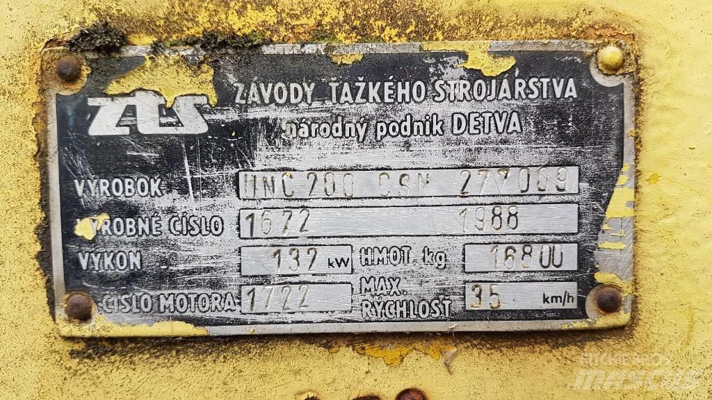  UNC 200 Ładowarki kołowe