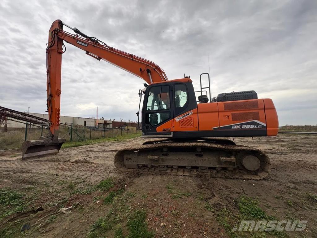Doosan DX225LC Koparki gąsienicowe