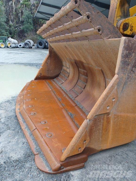 Komatsu WA800-3 Ładowarki kołowe