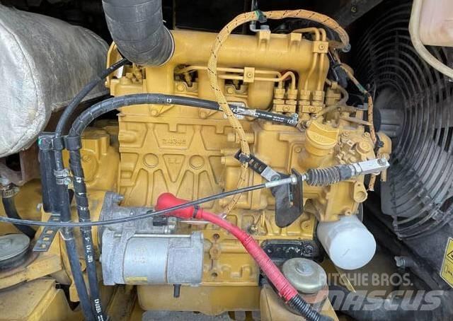 CAT 305.5E Minikoparki