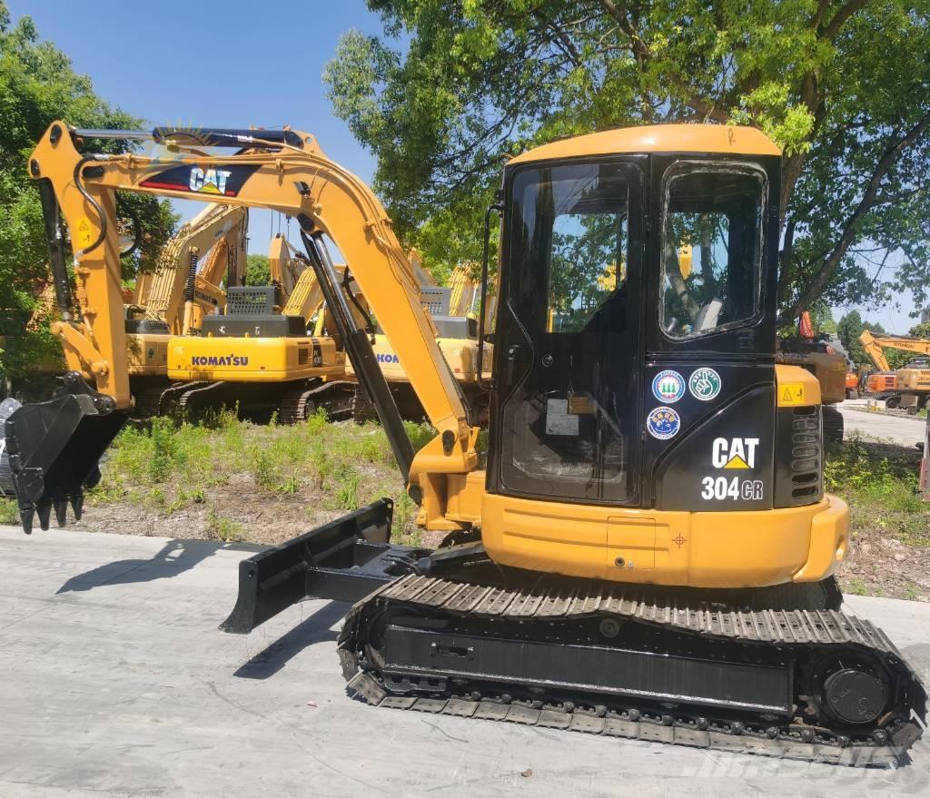 CAT 304 CR Minikoparki