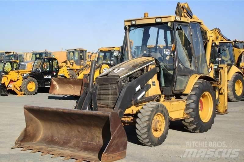CAT 424D Koparko-ładowarki
