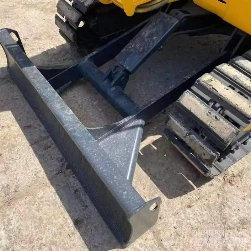 Komatsu PC30 Minikoparki