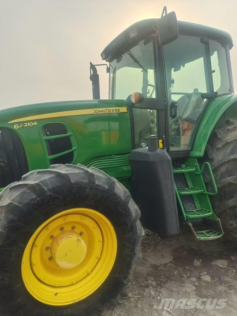 John Deere 6J-2104 Ciągniki rolnicze
