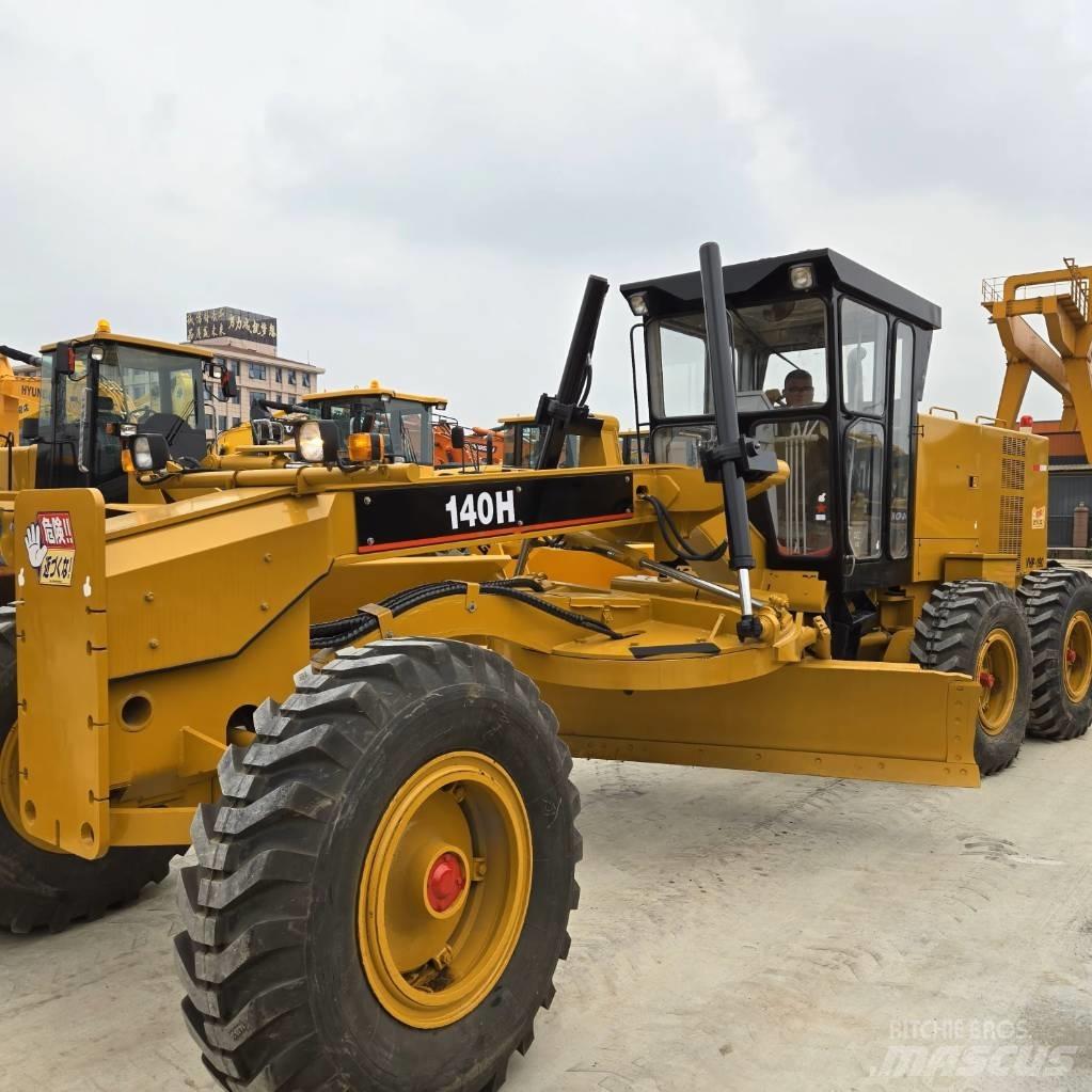 CAT 140H Równiarki