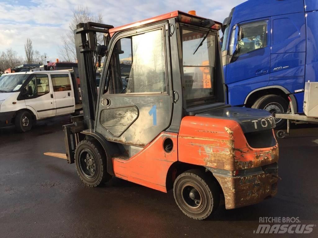 Toyota 02-8 FD JF 35 Wózki Diesla