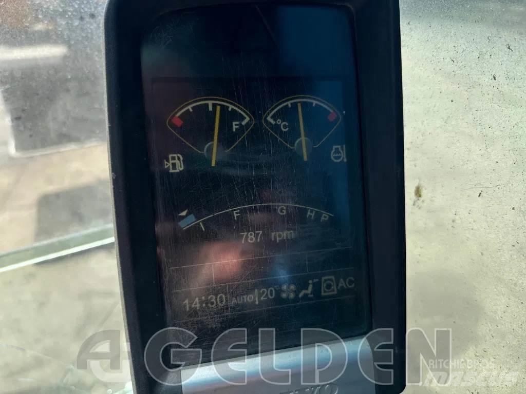 Volvo EC240CL Koparki gąsienicowe