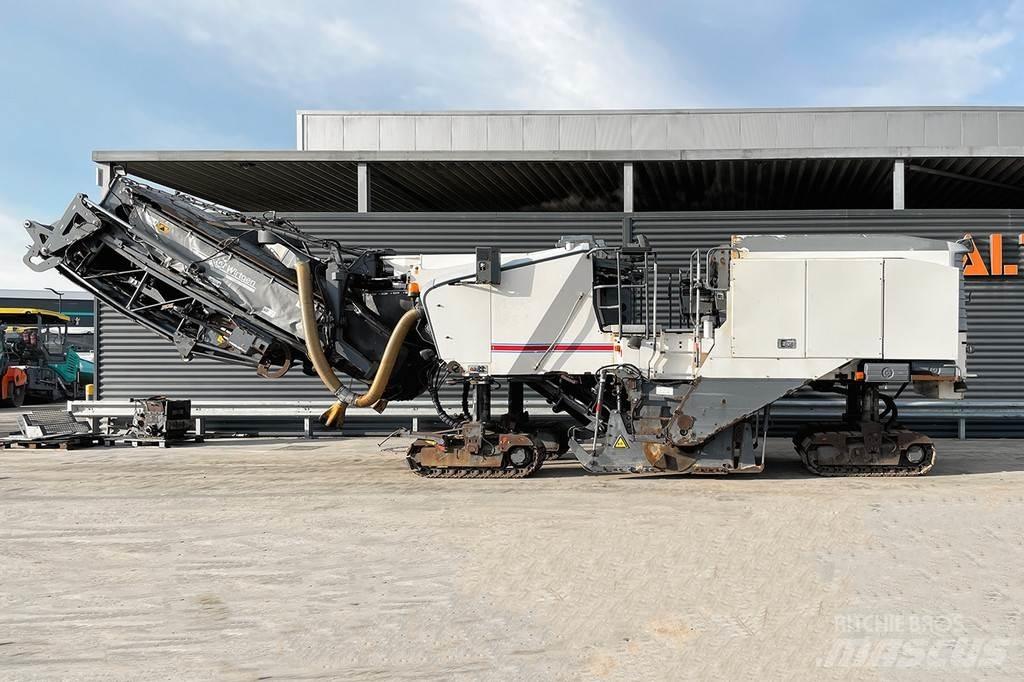Wirtgen W 210 Frezarki do asfaltu