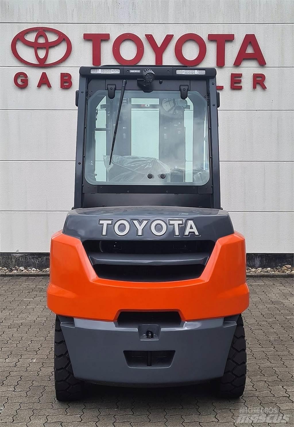 Toyota 40-8FD50N Wózki Diesla