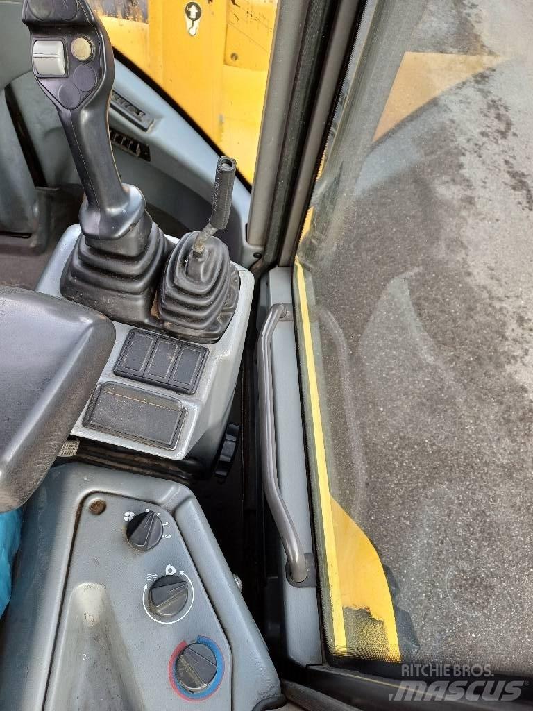 Volvo L 30 B Ładowarki kołowe