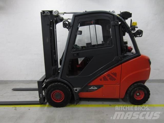 Linde H 30 D-03 Wózki Diesla