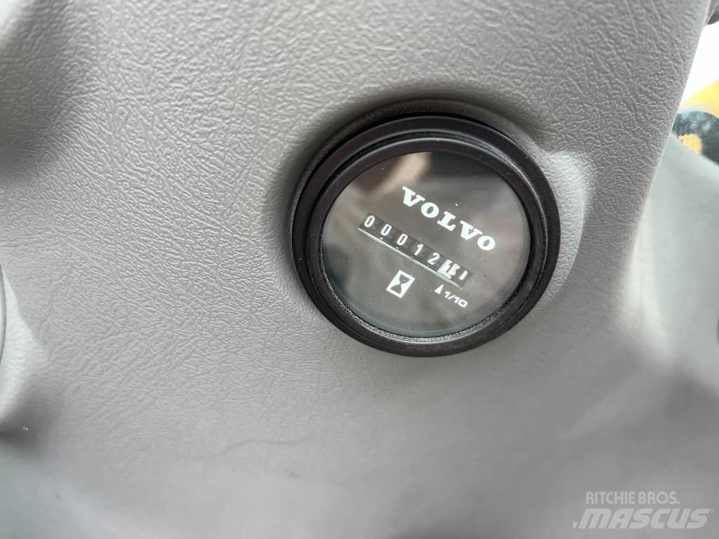 Volvo EC 300 D L Koparki gąsienicowe