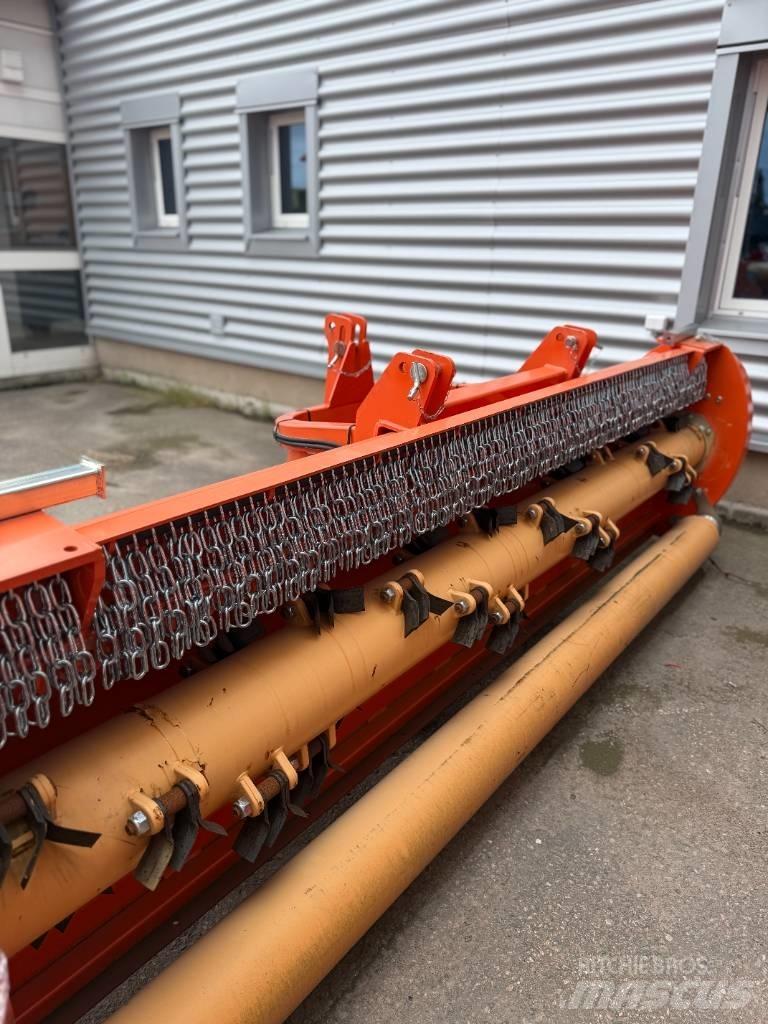 Agrimaster RV 320 Kosiarki łąkowe i wykaszarki