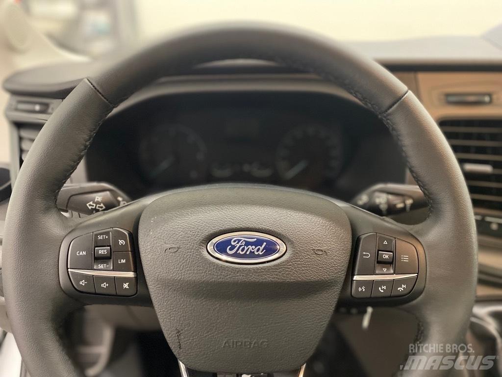 Ford Transit Busy / Vany
