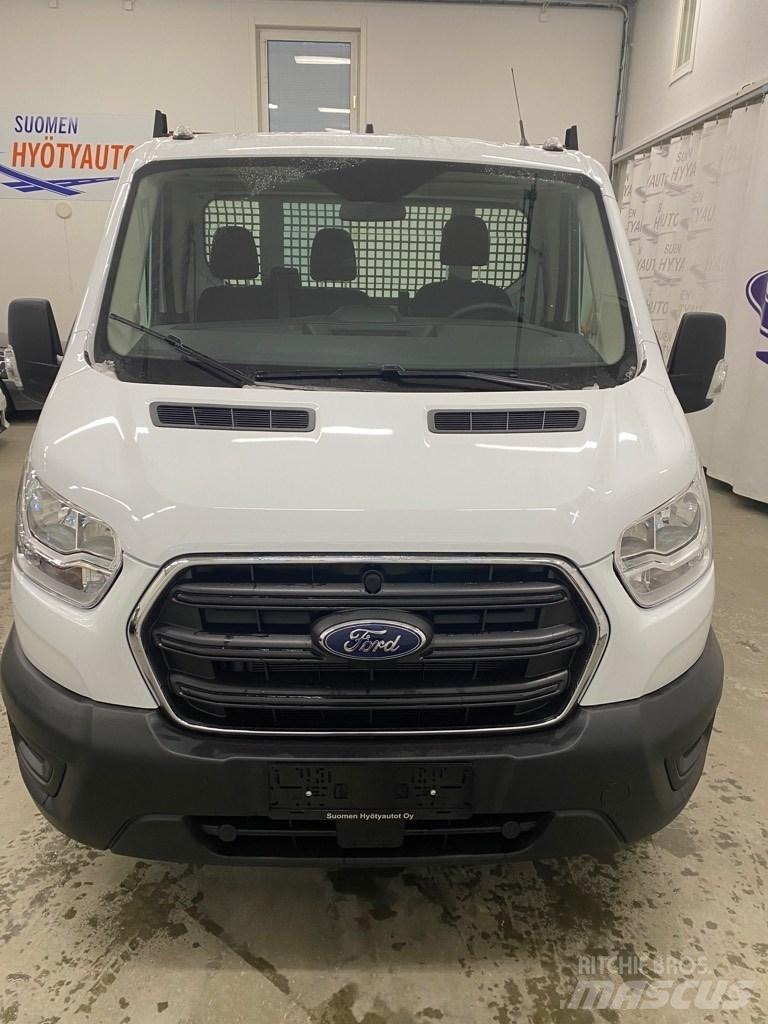 Ford Transit Busy / Vany