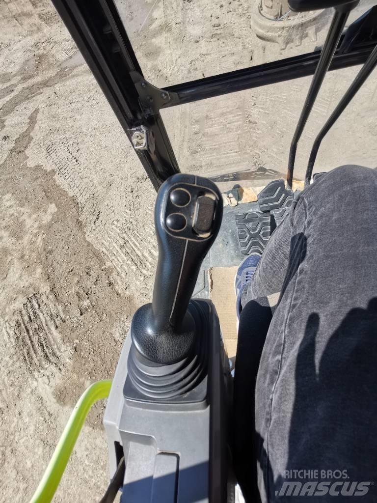 CAT 320 F Koparki gąsienicowe