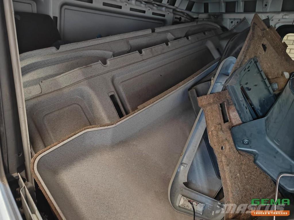 MAN TGA Cabine Kabiny i wnętrze