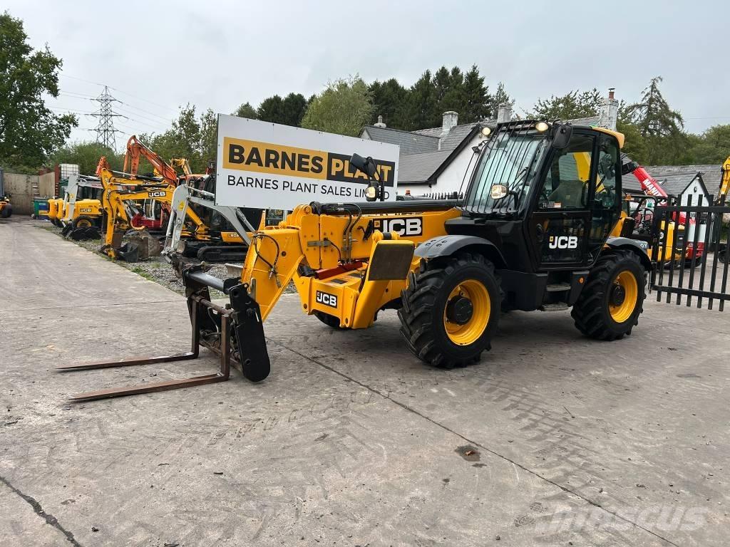 JCB 535-140 Hiviz Ładowarki teleskopowe