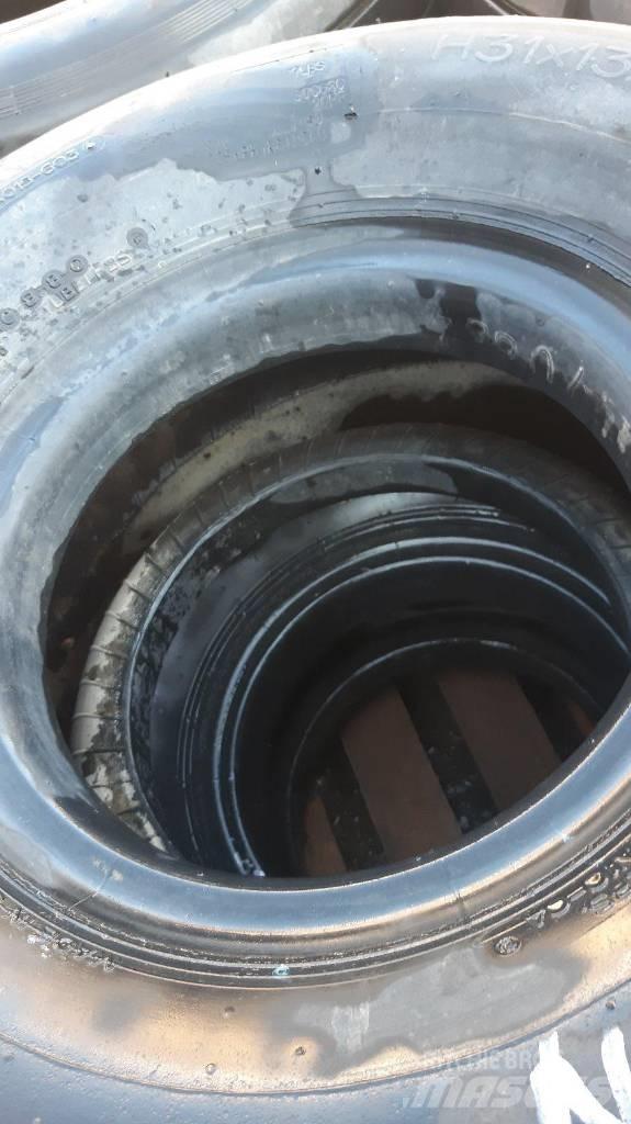 Michelin H 31X130-12 Opony, koła i felgi