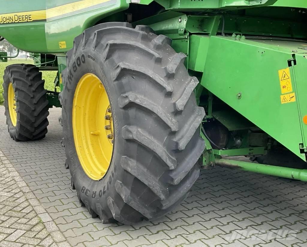 John Deere T 560 Kombajny zbożowe