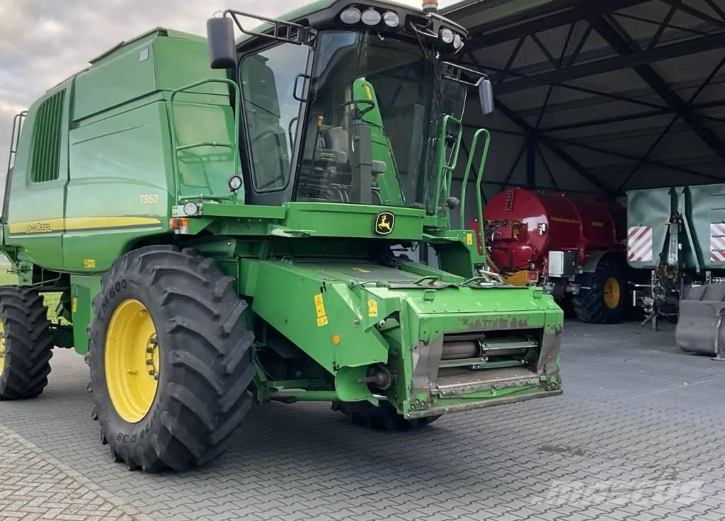 John Deere T 560 Kombajny zbożowe