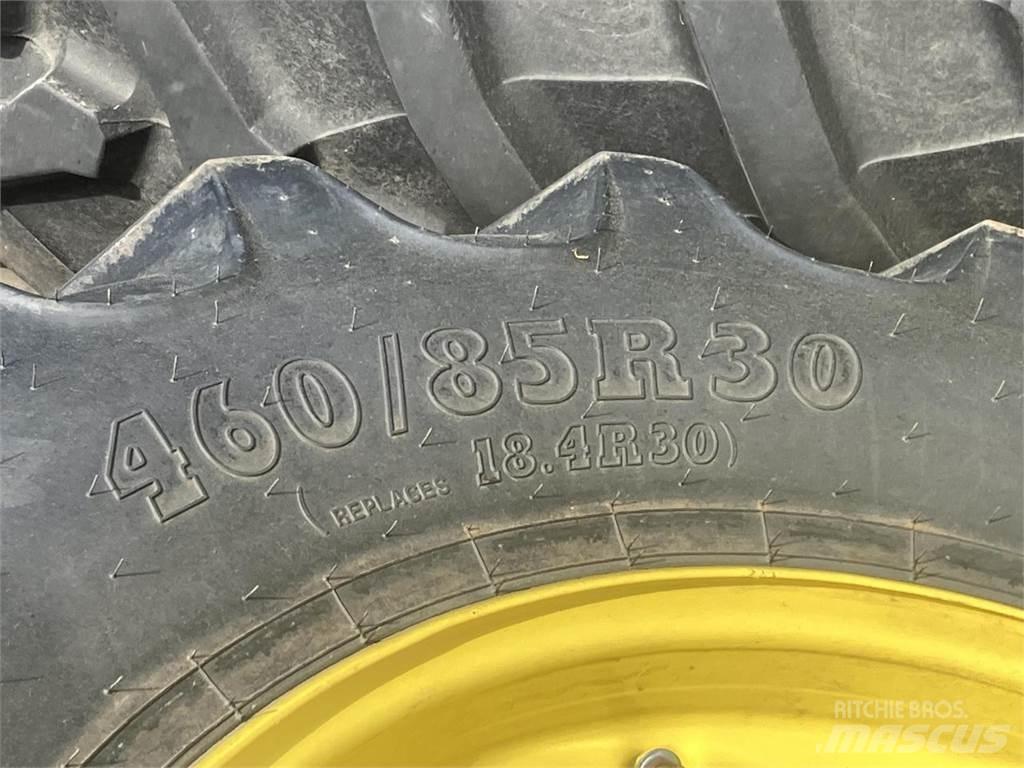 BKT 460/85R30 Opony, koła i felgi