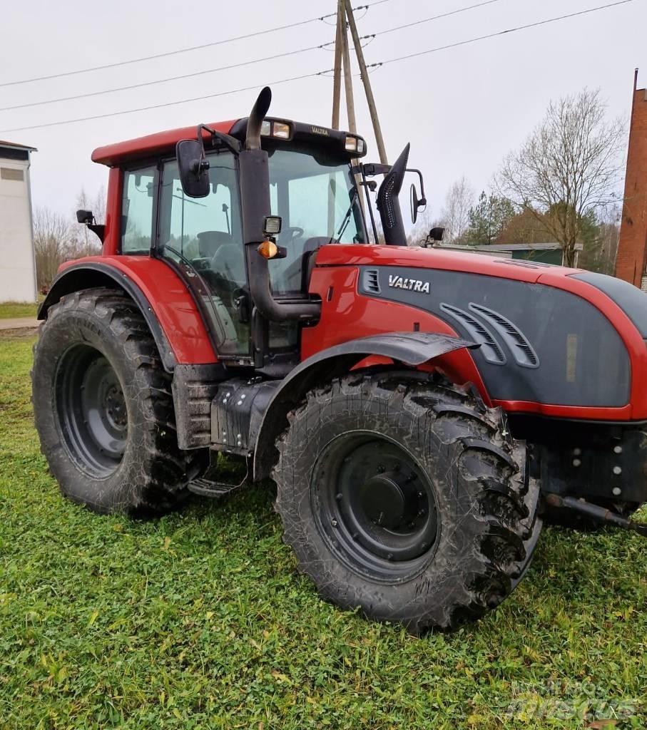 Valtra T 202 Versu Ciągniki rolnicze