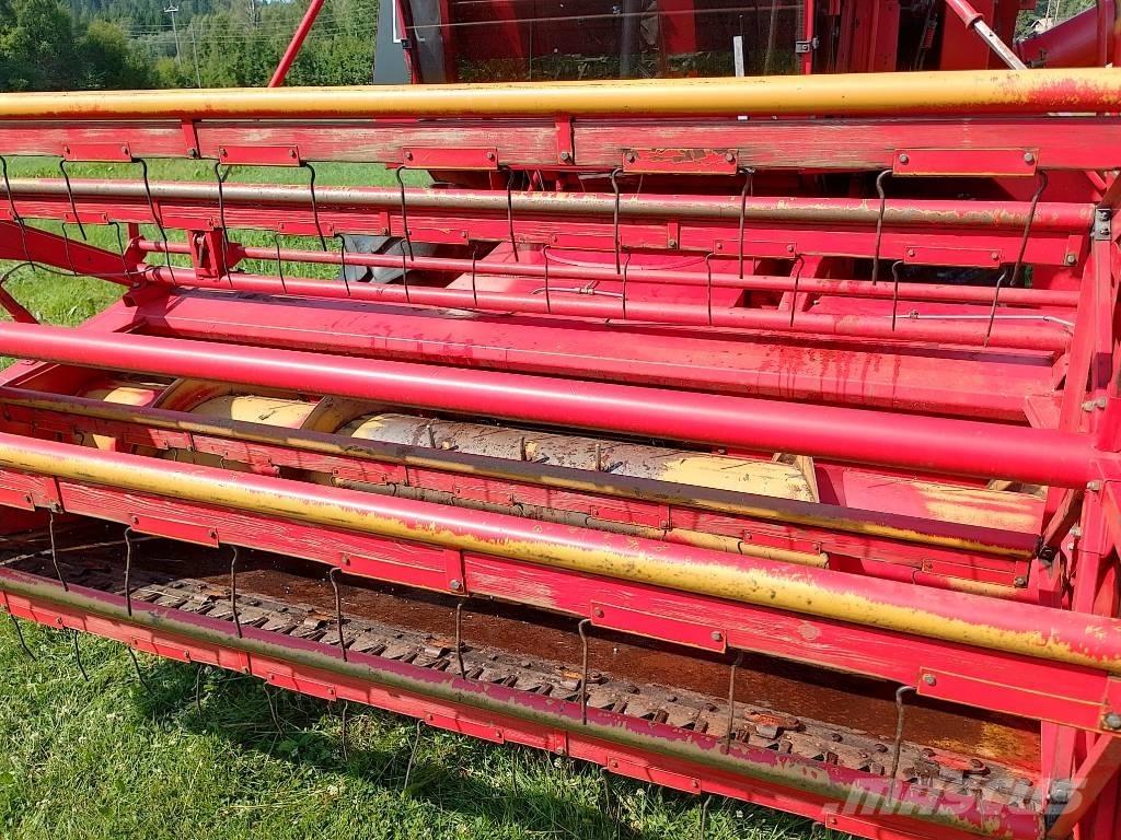 Massey Ferguson 16 Kombajny zbożowe