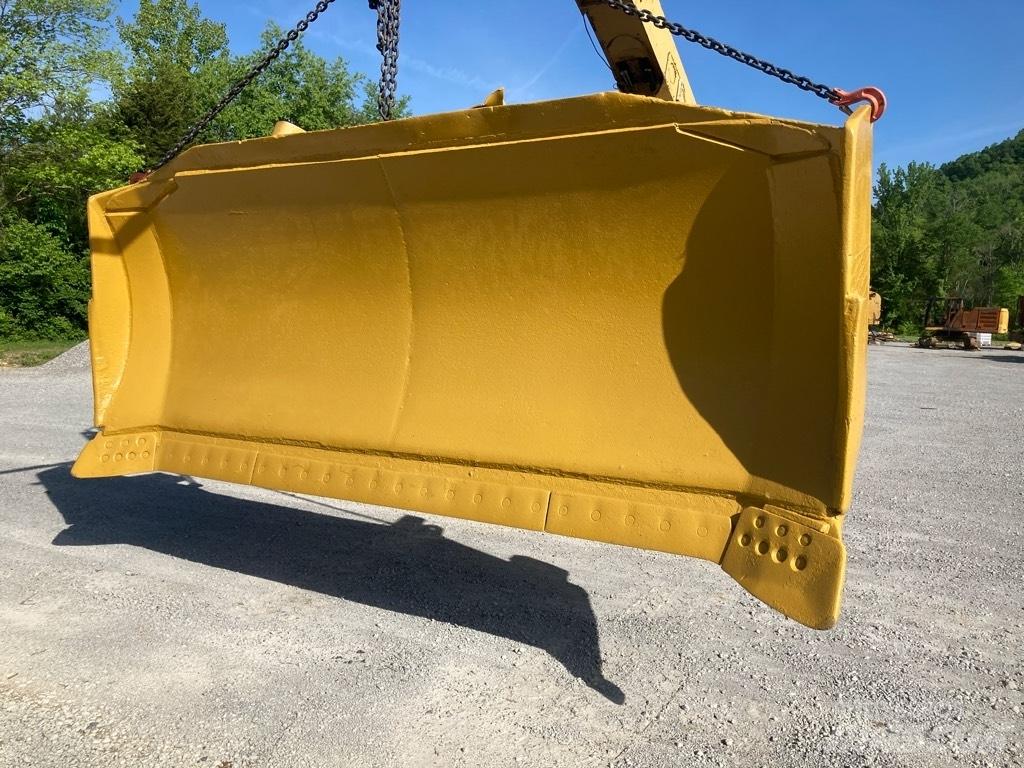 CAT D9T SU Blade Lemiesze