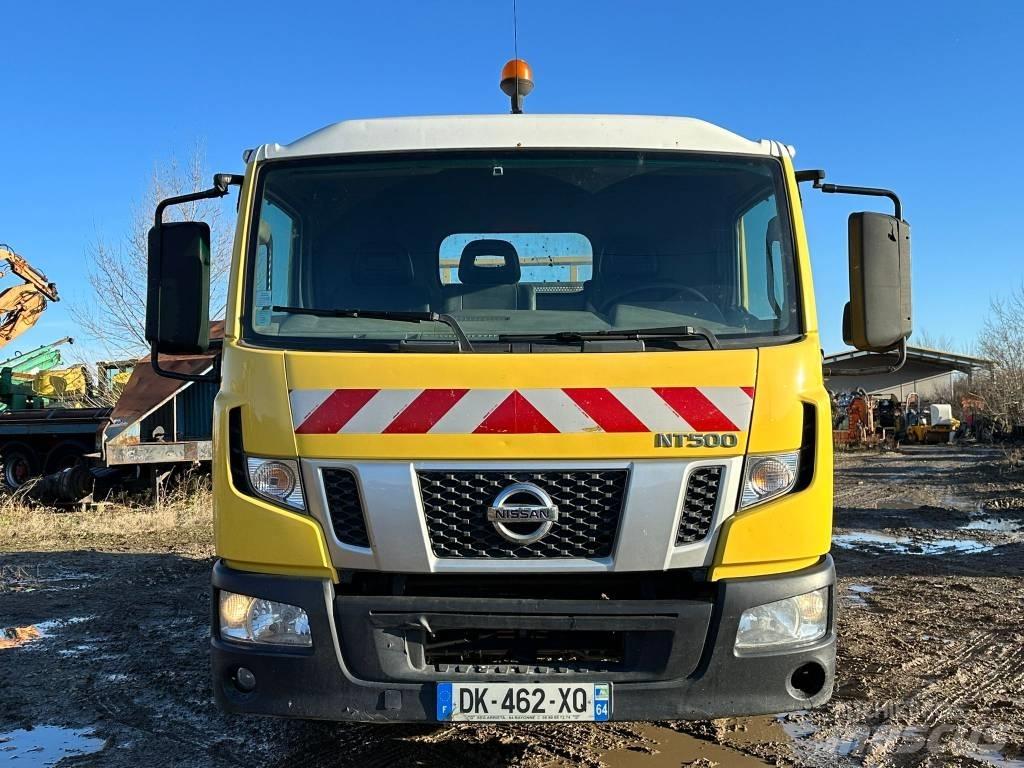 Nissan NT500 Pick-upy / Pojazdy z otwieranymi burtami
