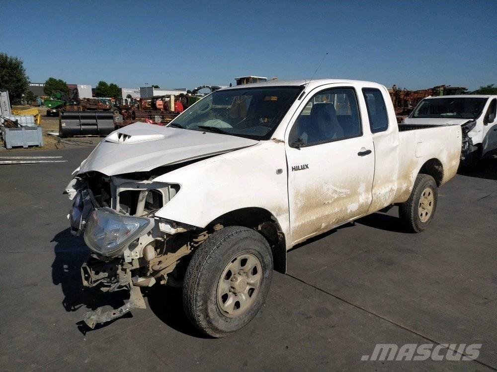 Toyota Hilux 4 Pick-upy / Pojazdy z otwieranymi burtami