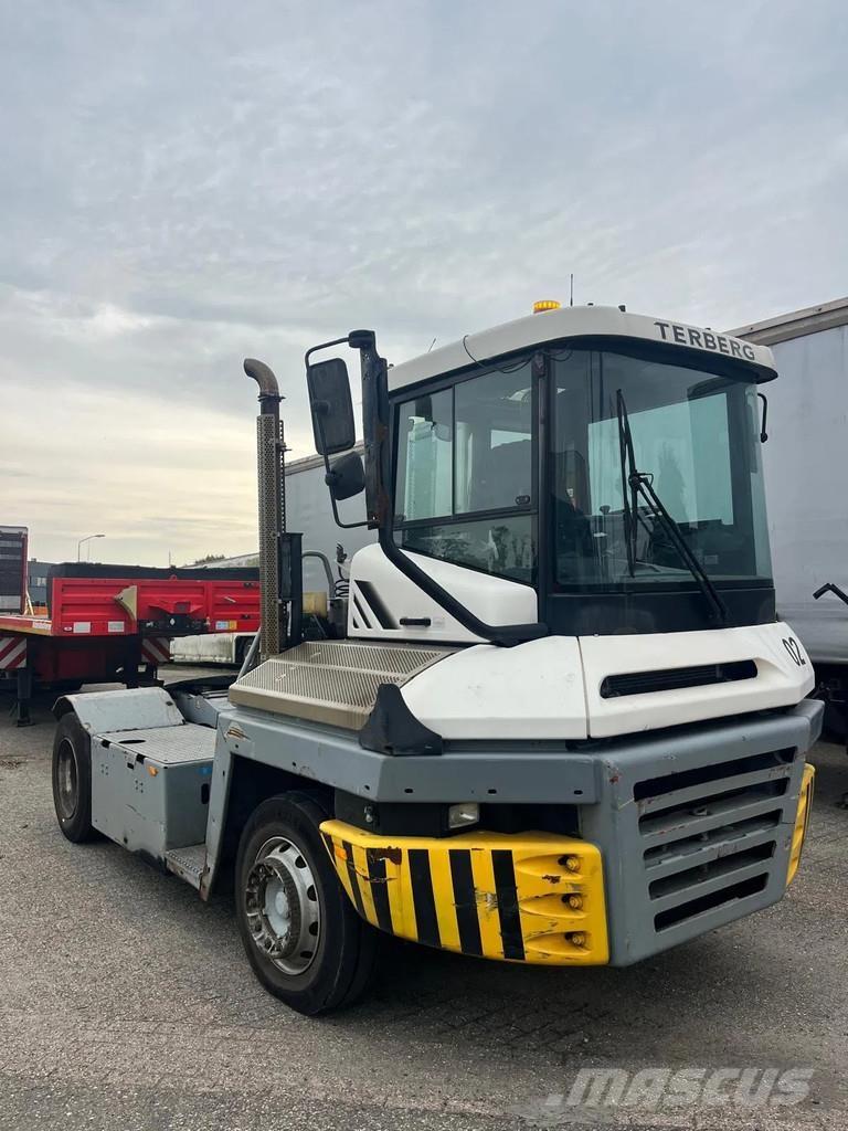 Terberg TT223 Ciągniki terminalowe