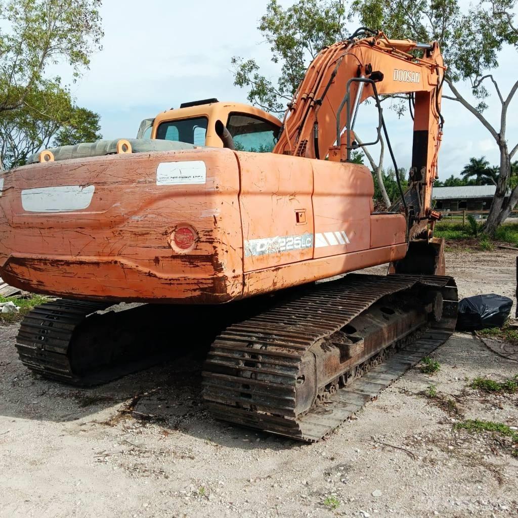 Doosan DX 225 LC Koparki gąsienicowe