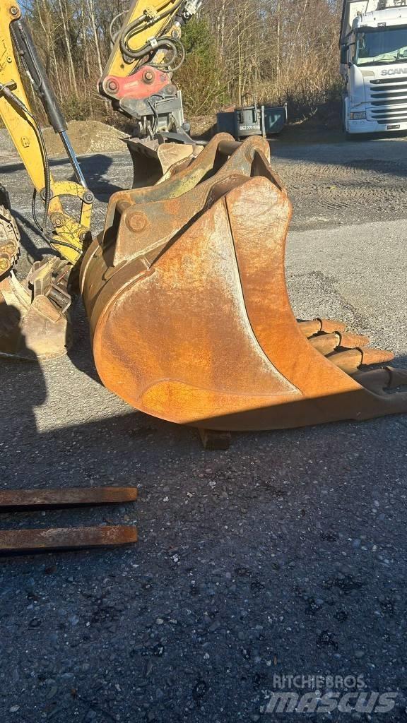 CAT 321 D Koparki gąsienicowe